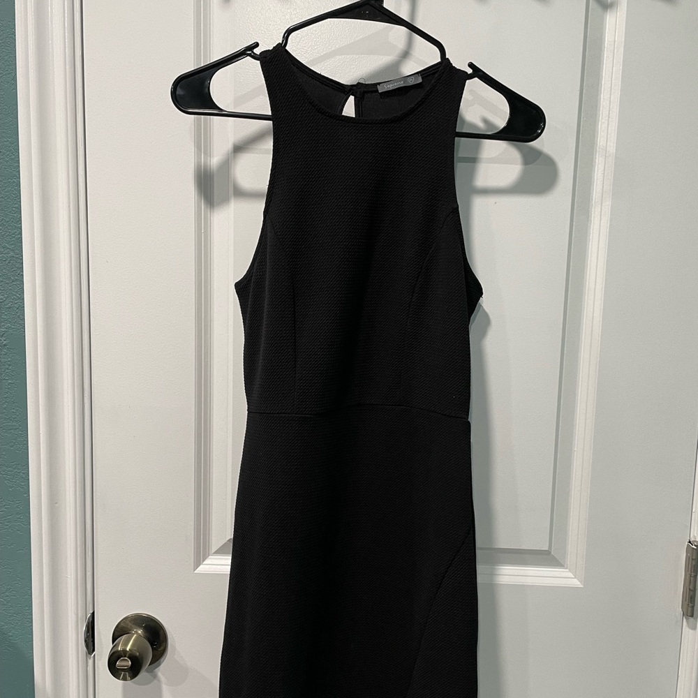 Black dress. Size medium .
